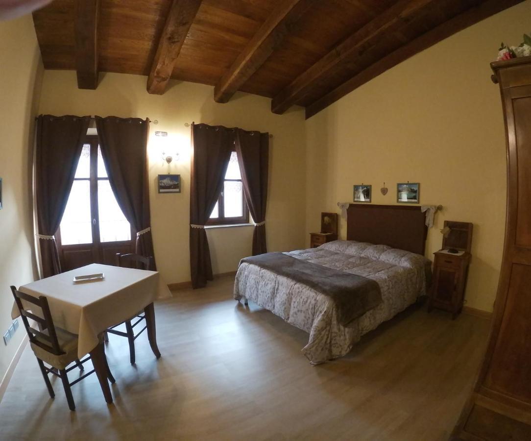 Hotel Agriturismo Locanda dei Cacciatori Dogliani Esterno foto