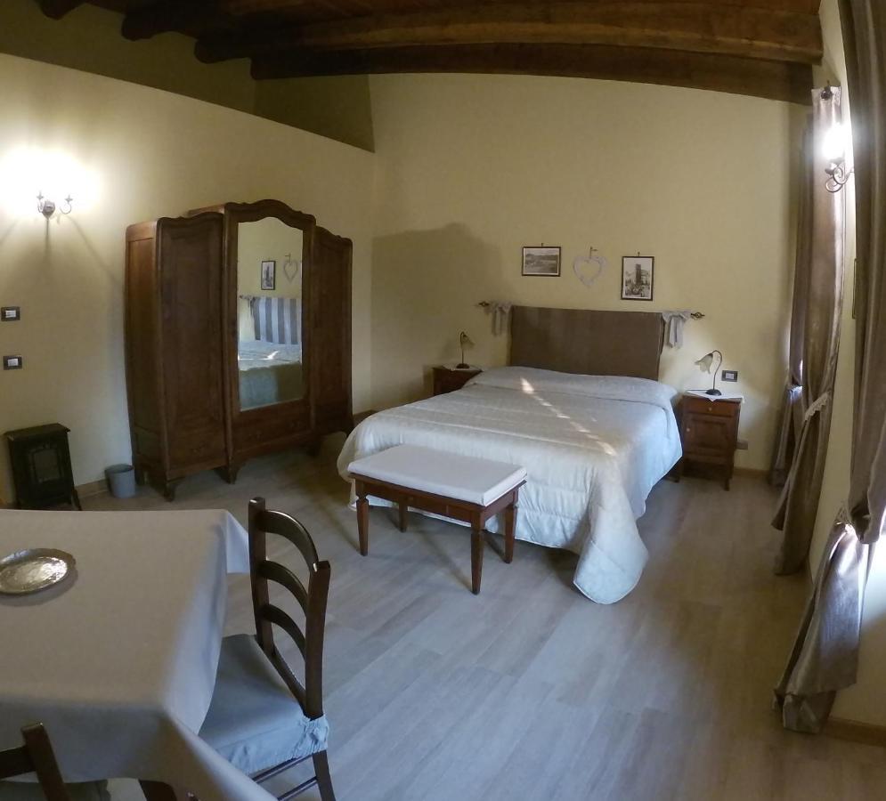 Hotel Agriturismo Locanda dei Cacciatori Dogliani Esterno foto